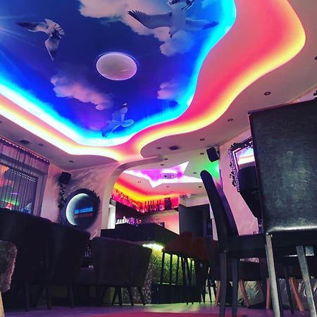 Doppelzimmer Mit Neckarblick ニュルティンゲン エクステリア 写真